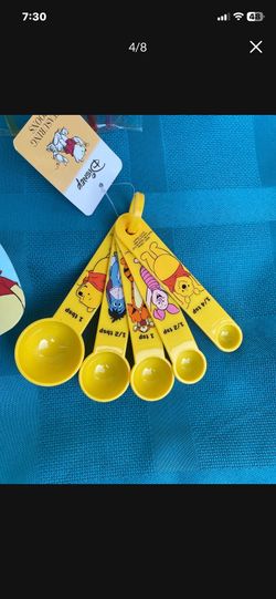 Winnie The Pooh Measuring Spoons and Mini Spatula Set
