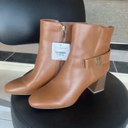 liz claiborne Women Boots/7.5/tan/nwt