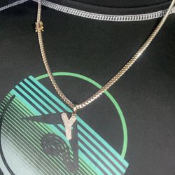 Cuban link with diamond pedant 10k