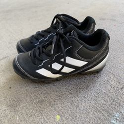 Youth / Kids Adidas Cleats Size 10k / cc