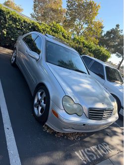 2004 Mercedes-Benz C-Class