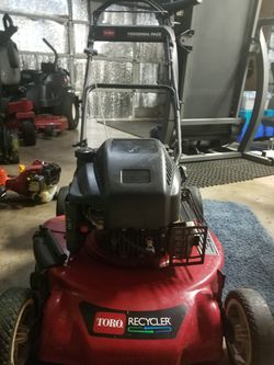 Toro LawnMower Self Propelled (Personal pace)