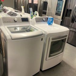 LG Washer And Dryer  E0