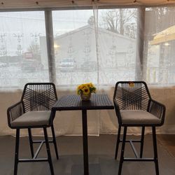 🔥Set of 3🔥Outdoor dark brown 26-inch rattan square bar table and patio bar stools, curved back, aluminum frame, bohemian style, with soft cushions, 