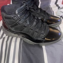 cap and gown 11s