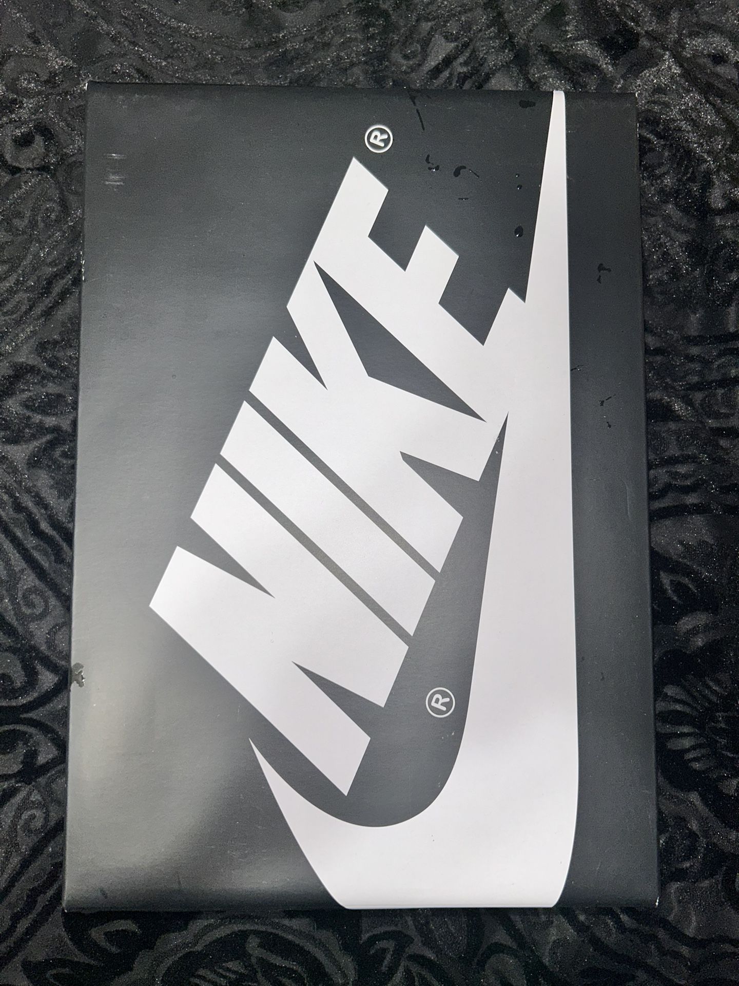 Jordan 1 Black/White
