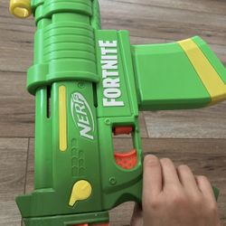 Nerf Gun