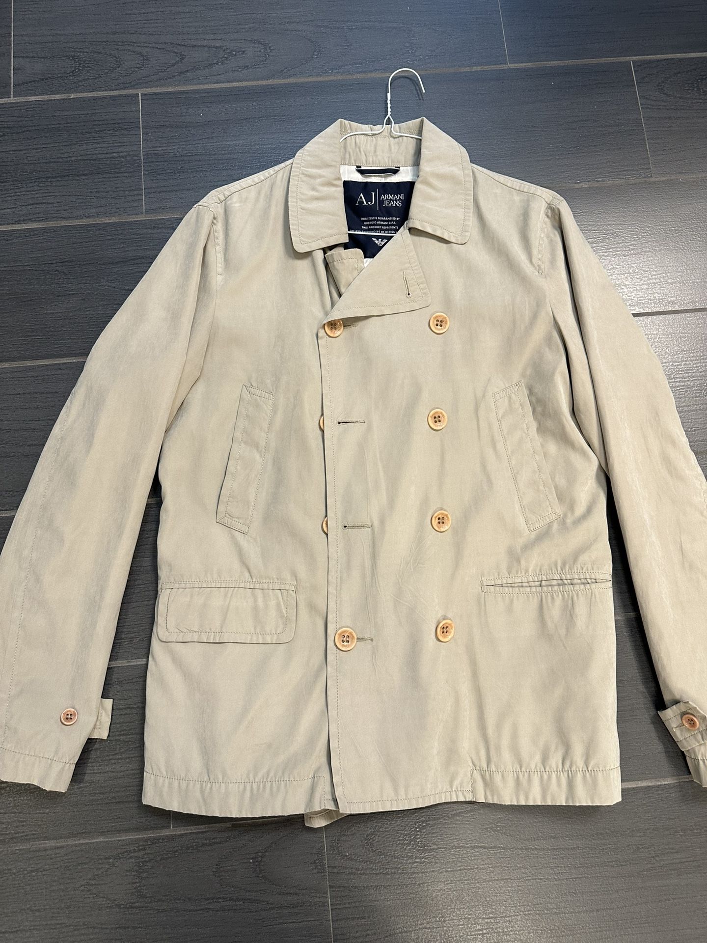 Armani Jeans Men’s Peacoat Size L Beige Vintage Look