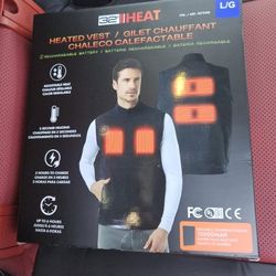32 Degrees Rechargeable Heated Vest, Large BRAND NEW 