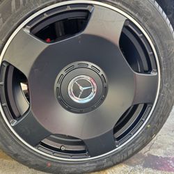 22" New Wheels & New PIRELLI Tires For MERCEDES BENZ GLE350 