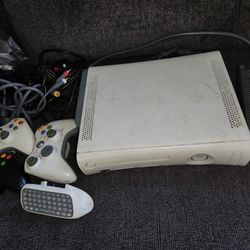 Xbox 360 W/ Games