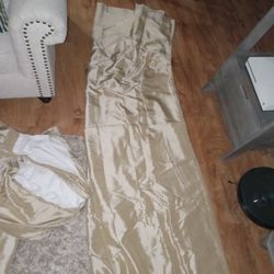 3 Gold Curtains 