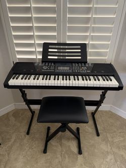 61-Key Digital Keyboard Piano - Complete Bundle (Like New!)