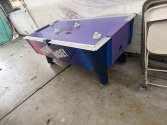 Hockey table