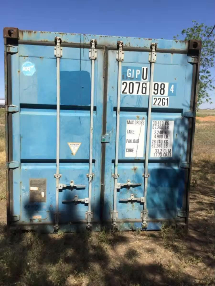 20ft Used Shipping Container Available in Paramount