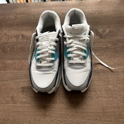 Nike Air Max 90 LV8 Platform Sneaker - Women's