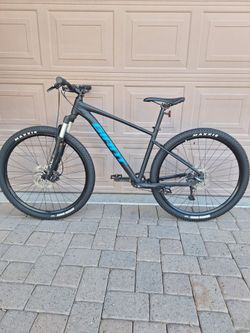 GIANT TALON 1 MOUNTAIN BIKE 29 ER 1 X 10 SPEED SXC32 AIR FORK LOCKOUT FRONT SUSPENSION