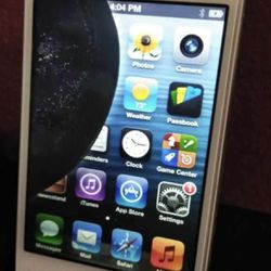 iTouch 4th Gen (Read Details 1st!)