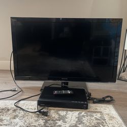 Panasonic 32” LCD TV with Sanyo Blu Ray Player