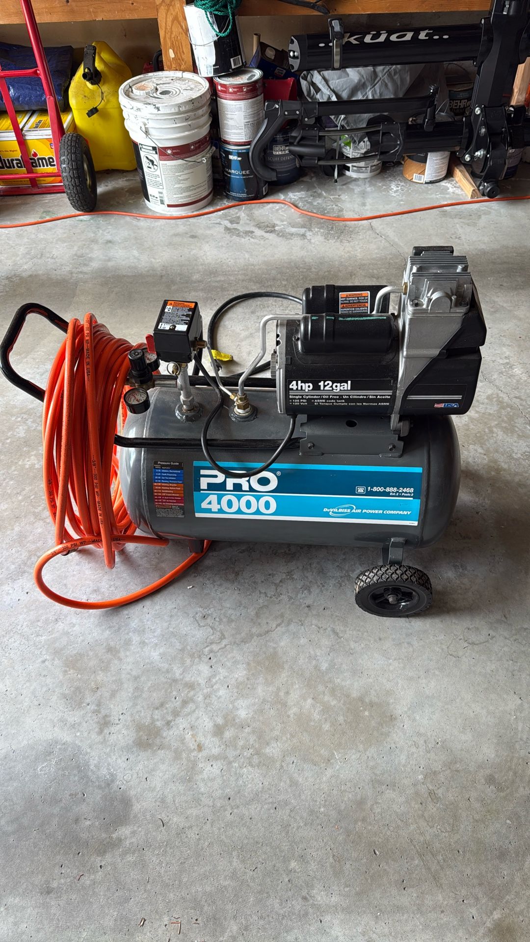 12 Gallon 4 HP Air Compressor By DeVilbiss