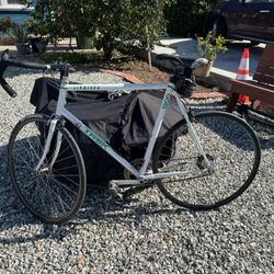 Trek 1200 Aluminum Road Bike - $300