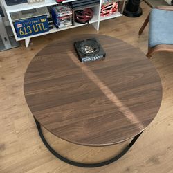 Round Coffee Table 