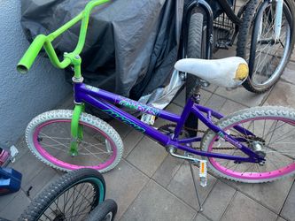 Girls bike