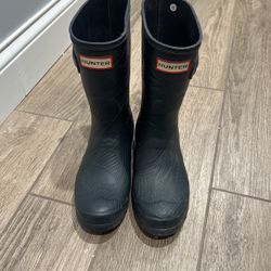 Hunter Rain Boots. Navy Size6