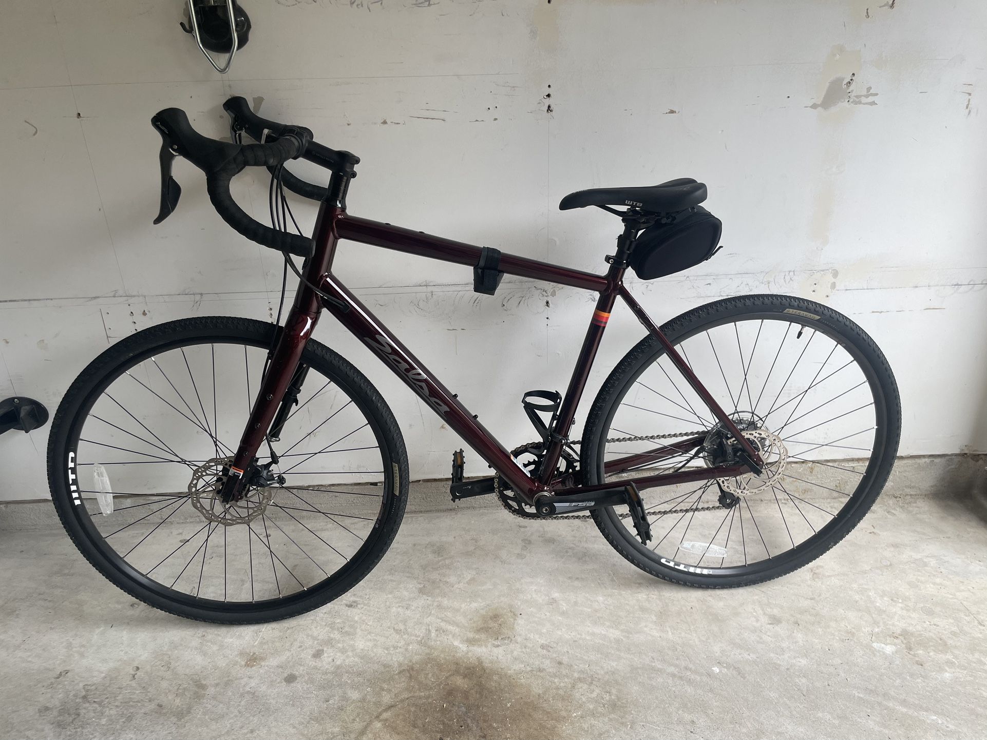 2019 Salsa Journeymen Claris 700 for Sale in Cypress TX OfferUp