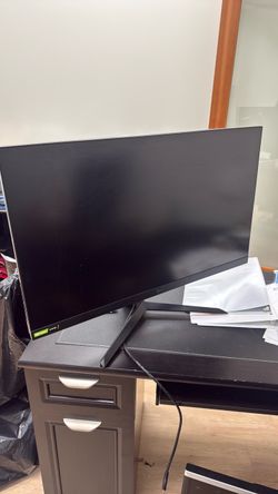 LG monitor 32 inch never used