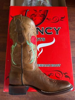 Quincy Boots