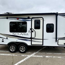2019 Forest River Solaire 202RB