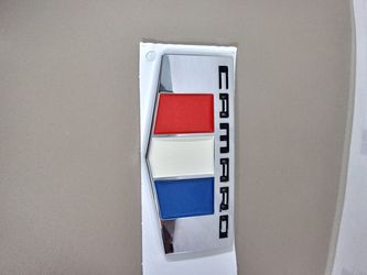 Chevy Camaro badge emblem