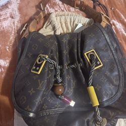 Louis Vuitton Purse