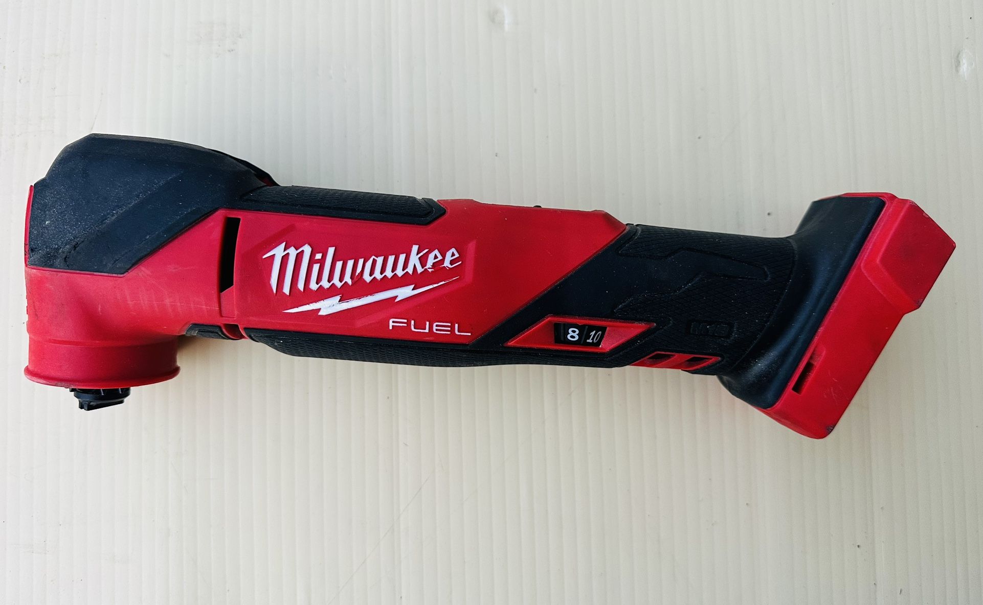 Milwaukee 2836-20 M18 FUEL 18V Li-Ion Cordless Brushless Oscillating Multi-Tool