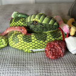 Giant Stuffed Snake w/eggs & Babies- NEW with Tags