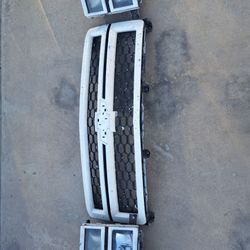 Silverado Headlights And Grill