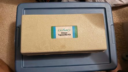Dymo Deluxe Tapewriter Kit