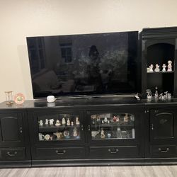 TV Stand / Cabinet
