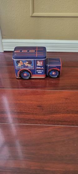 REDUCED Valentine Vintage HERSHEYS Milk Cholate Kisses Tin Truck