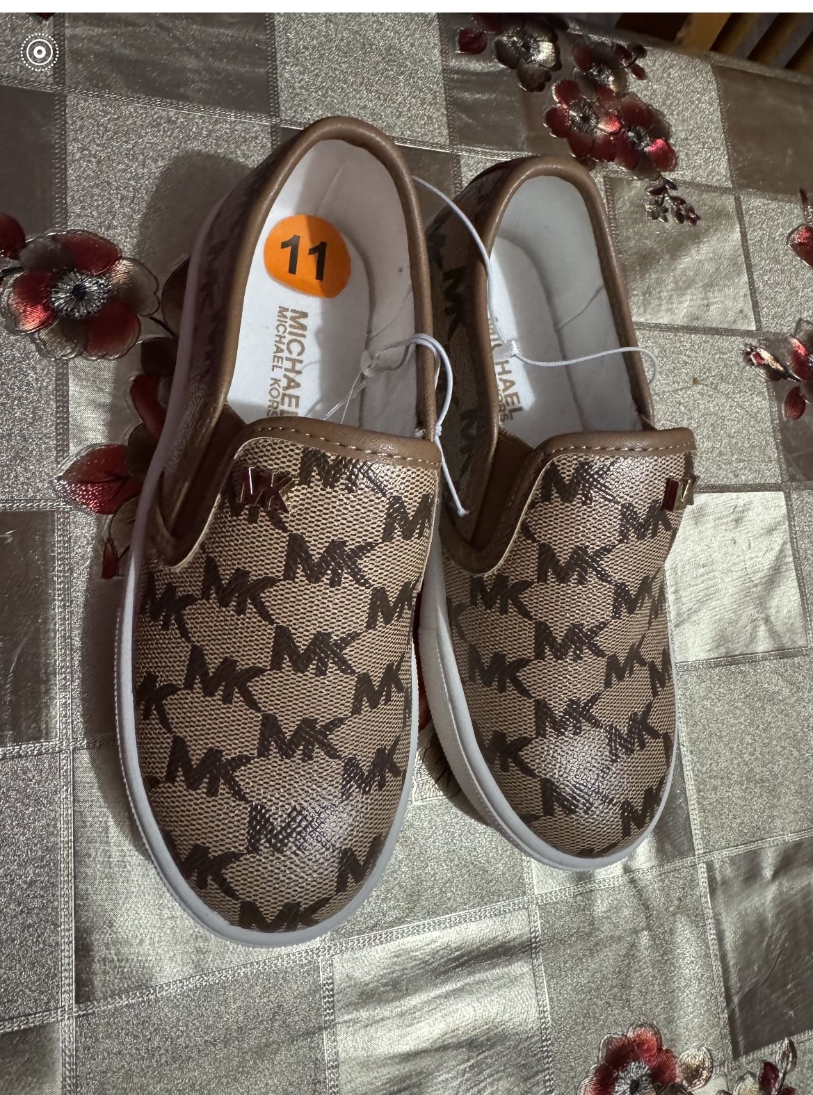 Girls, Michael Kors Shoes, Size 11