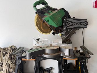 Hitachi Miter Saw and Stand