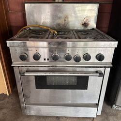 Thermador Range/stove