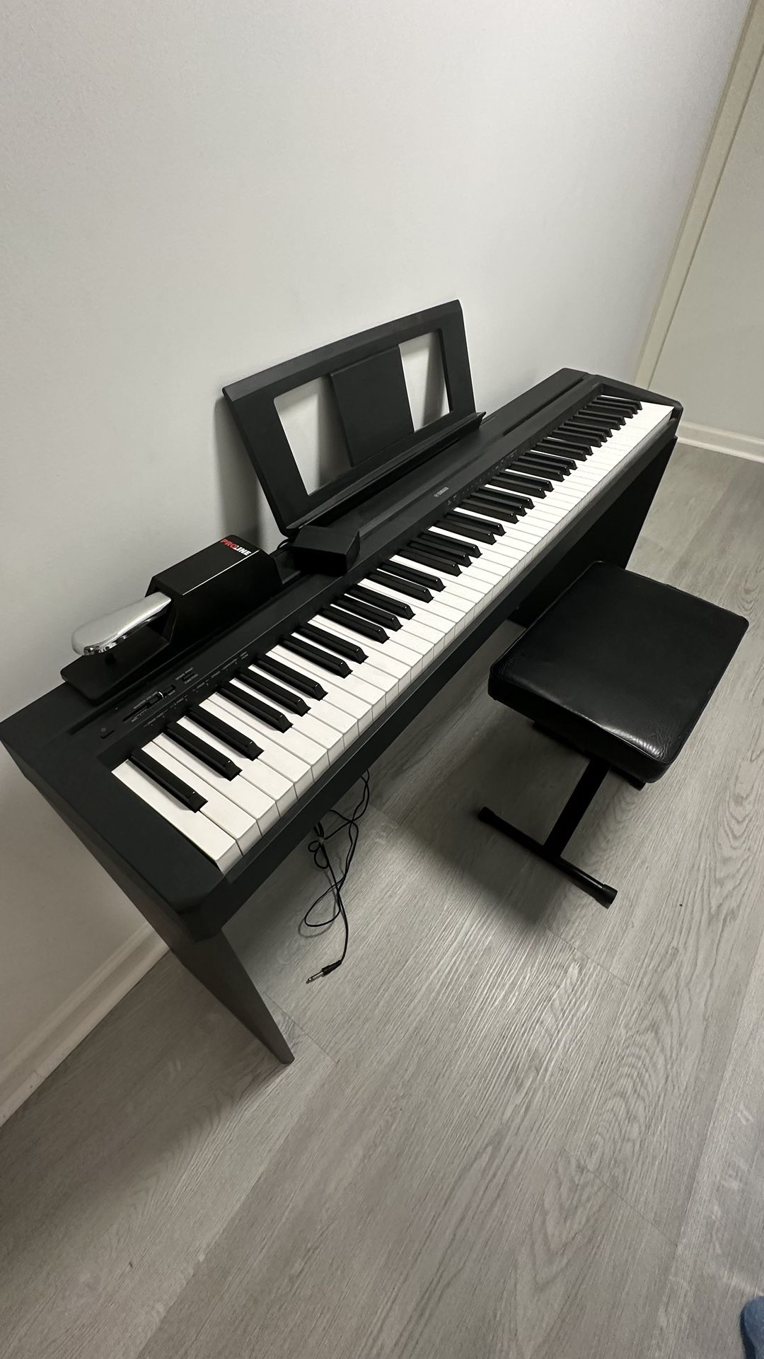 Piano Yamaha P-45