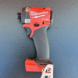 Milwaukee M18 FUEL 2953-20 Impact Driver – Tool Only
