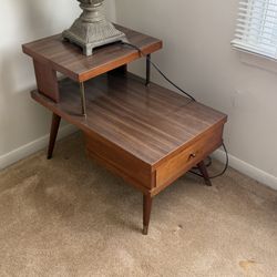 VINTAGE MCM END TABLES