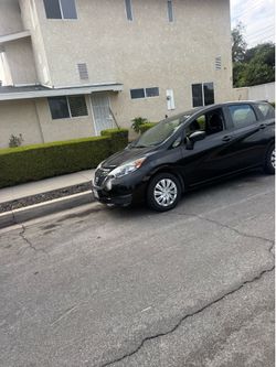 2018 Nissan versa
