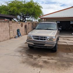 1996 Ford Explorer