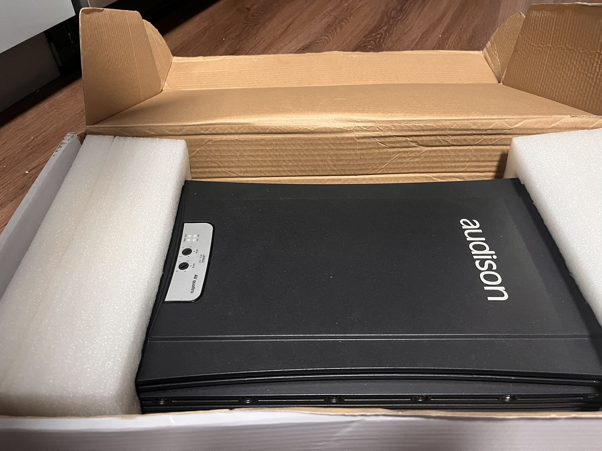 800 W Amplifier