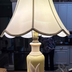 This is an Aladdin Alacite lamp In Pristine Shape.